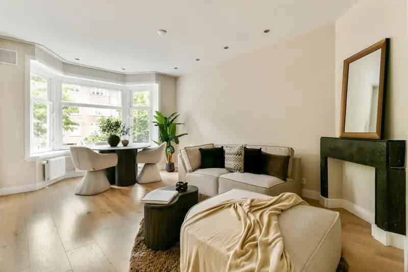 Amsterdam Rivierenbuurt: 3-kamer appartement 52m² 2 balkons