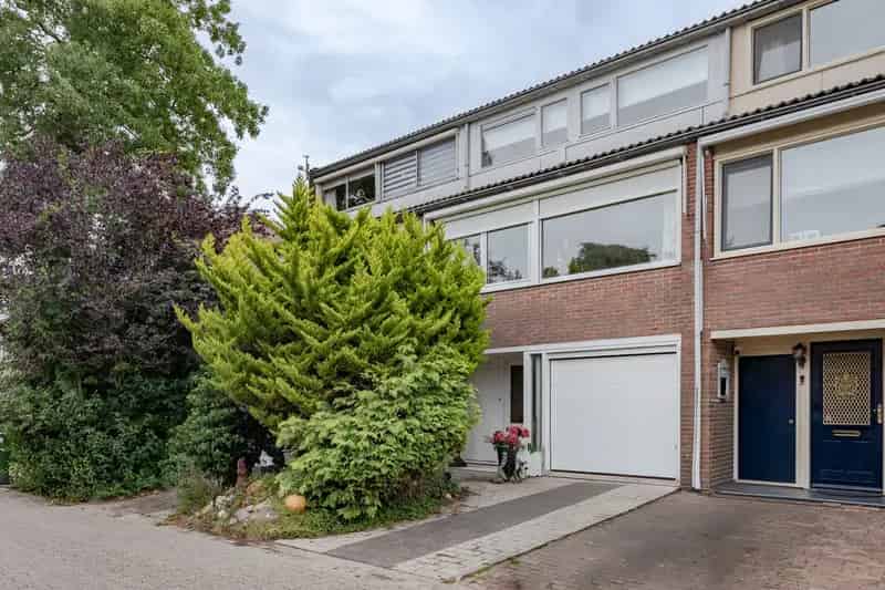 Ruime Splitlevelwoning met Tuin en Garage