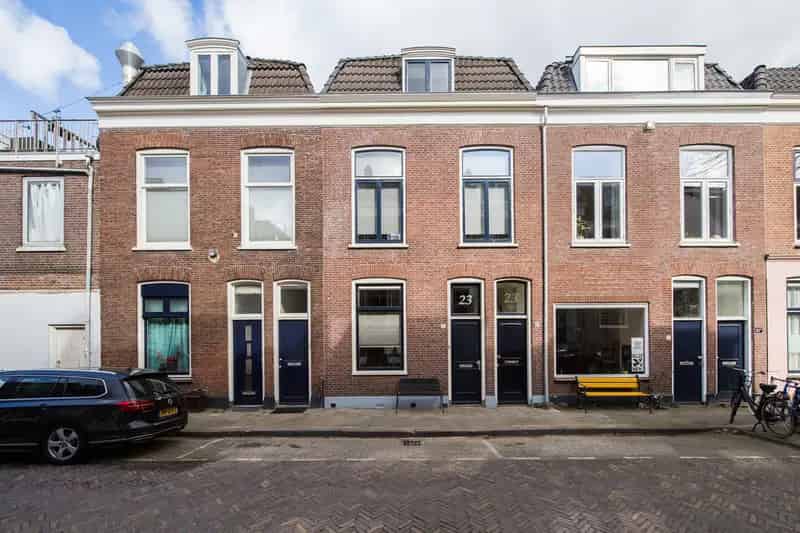Utrecht Oost Benedenwoning 60m2 gerenoveerd 2 slaapkamers tuin