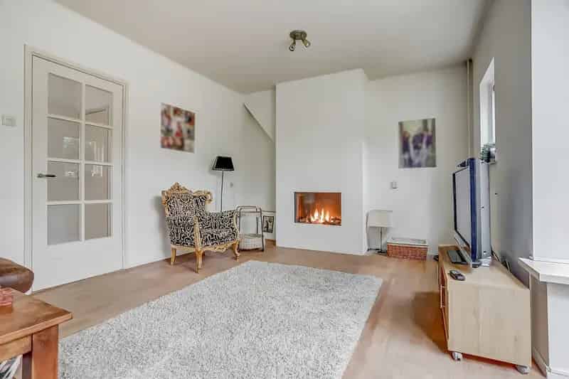 5 Slaapkamers Huis Nijmegen - Ruime Hoekwoning met Souterrain