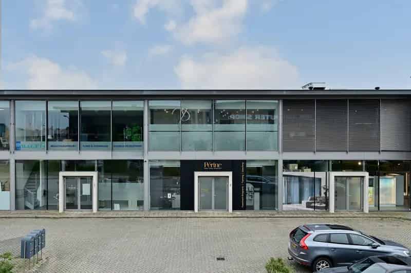 Bedrijfshal Mijdrecht te koop: Kantoorruimte 255m²