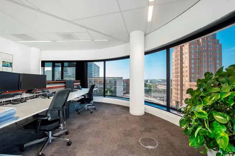 Kantoorruimte te Huur Den Haag Monarch Tower 335m²