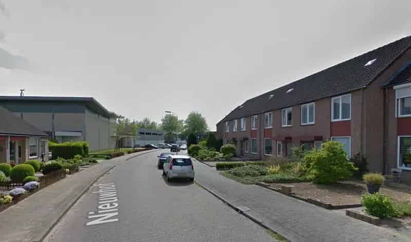 Te huur: Ruime woning Nieuwhof 16