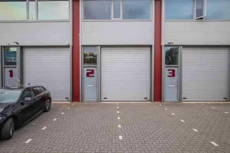 Bedrijfshal te Huur Arnhem Het Broek 126m²