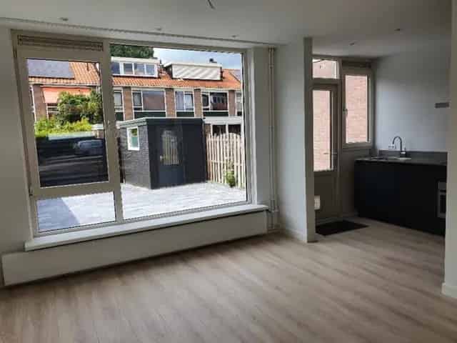Hoekwoning te huur Purmerend 5 kamers 110m2