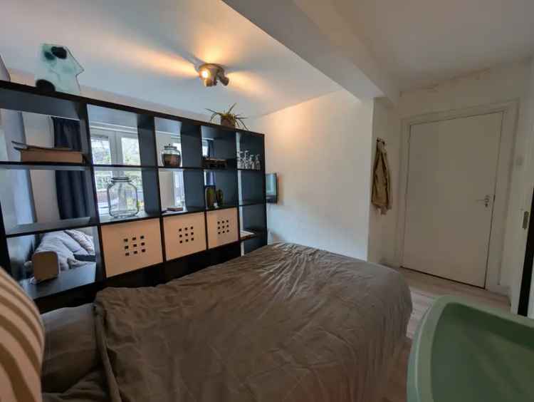 Kamer te huur Rivierenbuurt 15m2 inclusief