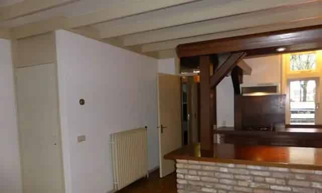 Tussenwoning Waalwijk 5 Kamers 120m2