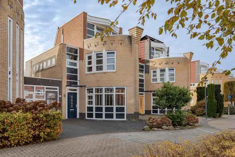 Eengezinswoning Te Koop in Hoorn, Noord-Holland