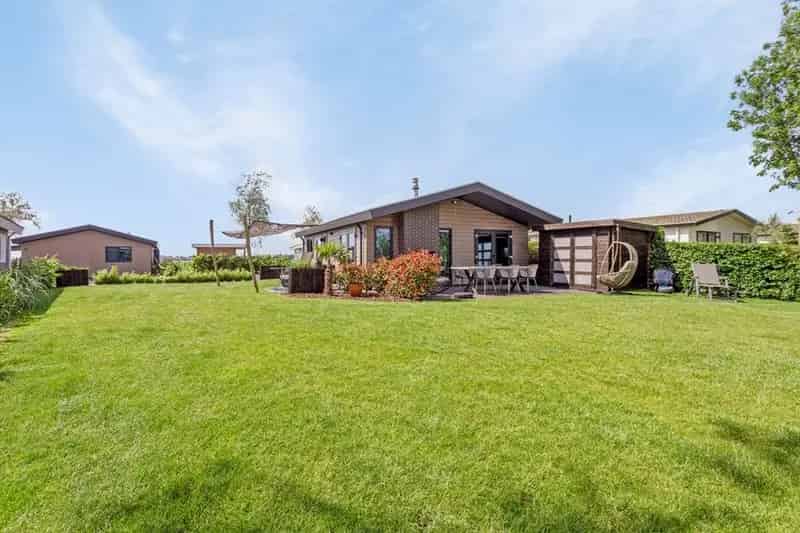 Luxe Recreatiewoning Westerkoggen Aan Vaarwater