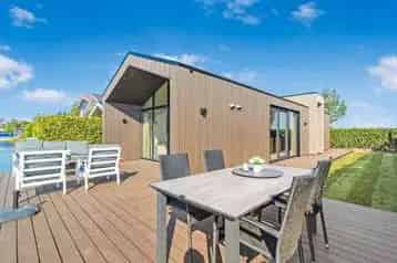 Luxe Wellness Waterlodge Friesland 4 Personen Sauna Vast Rendement