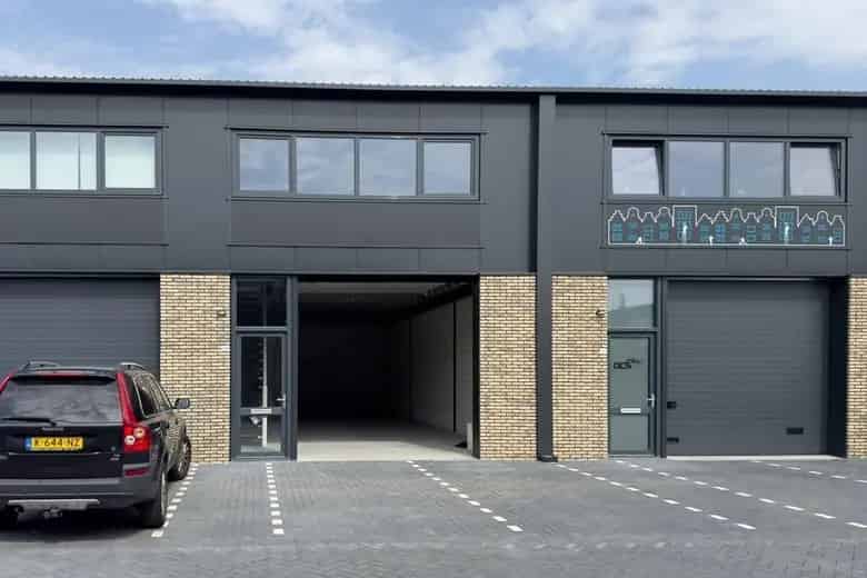 182m2 Bedrijfsruimte te Koop Waddinxveen A12