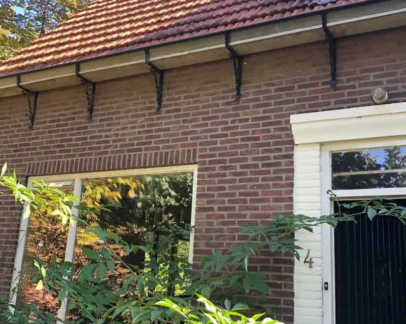 Huis te koop Deventer: karakteristieke woning met berging en ruim perceel