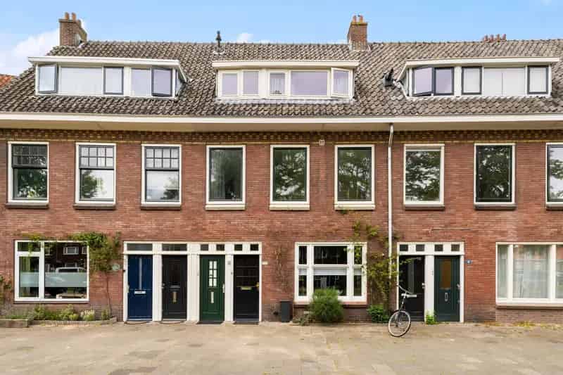 2 Kamer bovenwoning Rivierenwijk Utrecht
