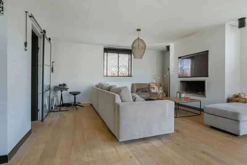 Vrijstaande woning Breda Overkroeten 4 slaapkamers 16 zonnepanelen