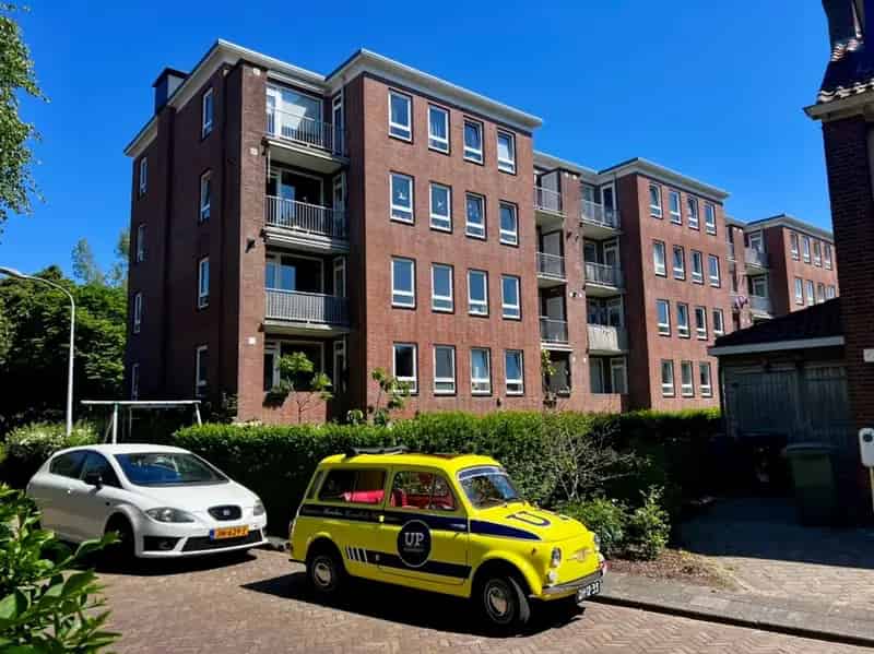 Ruim appartement Haarlem Sinnevelt  2 Balkons Nabij Park