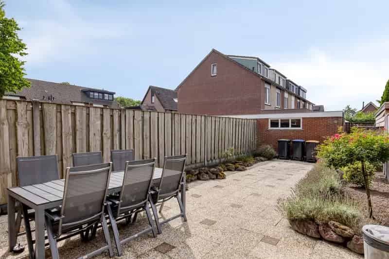 5 Slaapkamers Huis te Koop Bunschoten-Spakenburg