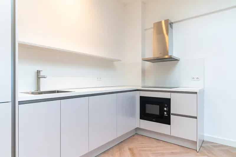 Modern Appartement Den Haag A+++ 1 Slaapkamer Parkeerplaats