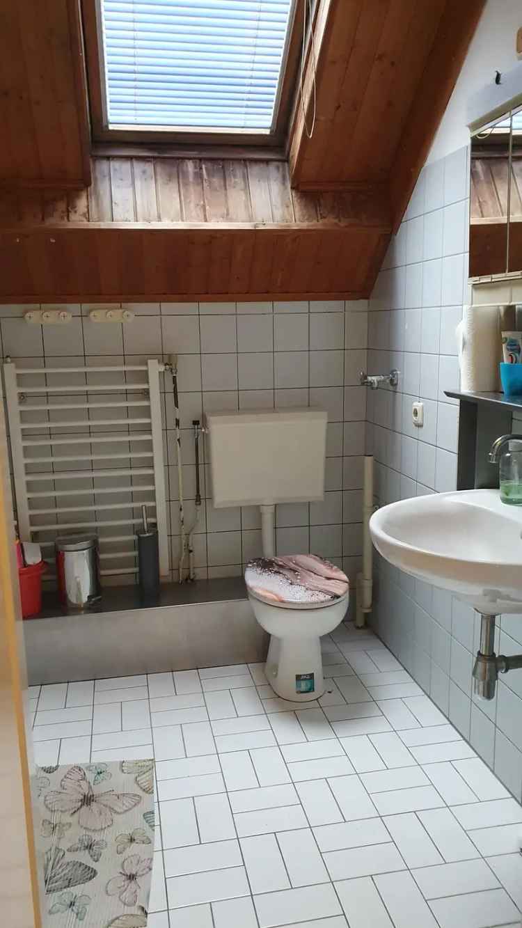 Kamer nabij centrum Roermond: Rustig en schoon