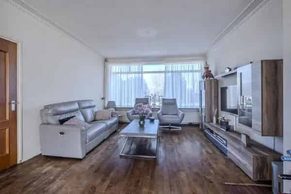 Tussenwoning Vlokhoven 4 slaapkamers tuin balkon werkplek