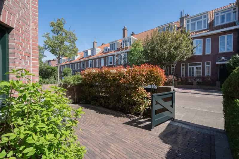Herenhuis te koop Statenkwartier 6 kamers gerenoveerd
