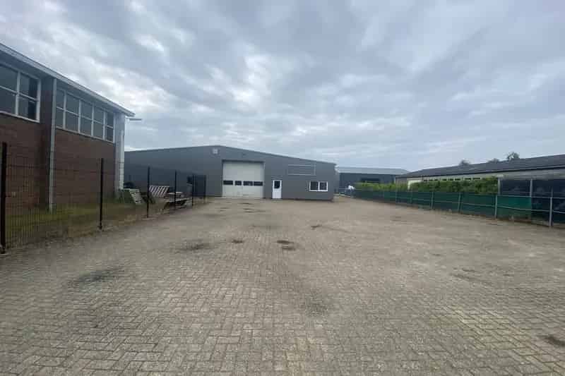 Bedrijfshal te Huur Koop Emmeloord Industrieweg 400m2