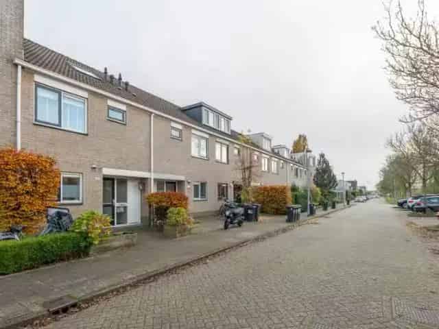 Ruim Familiehuis 5 Slaapkamers Badhoevedorp Grote Tuin
