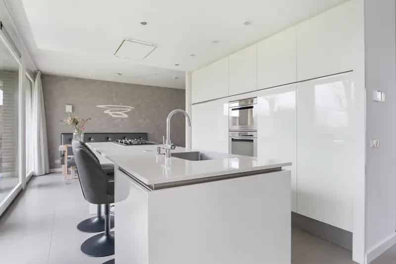 Luxe Villa te Koop in Gated Community met Panoramisch Uitzicht