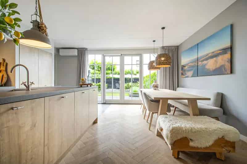Moderne Twee Onder Een Kapwoning Dorst