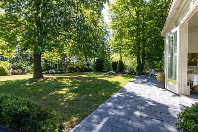 Horecaruimte Bornerbroek te koop: ruim restaurant met kegelbaan en bedrijfswoning