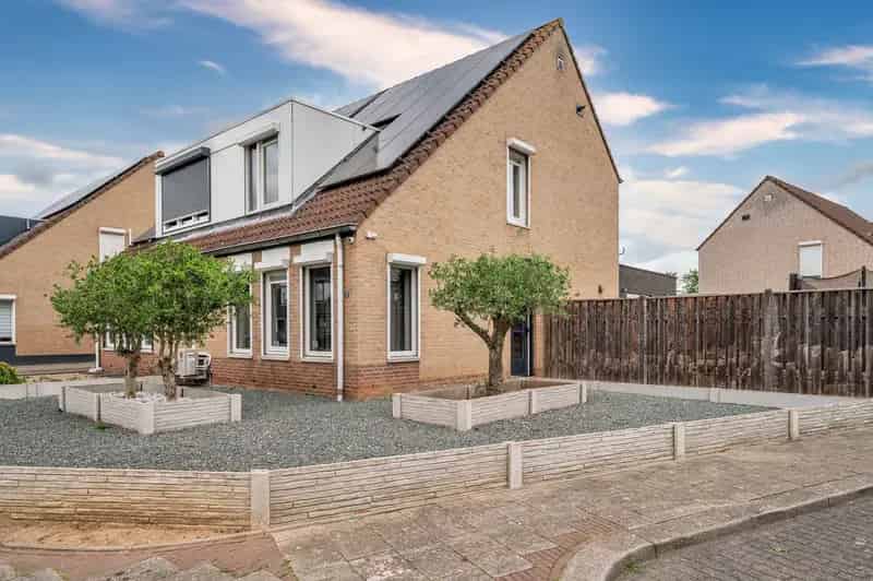 Moderne 2-onder-1-kapwoning Hoogvonderen
