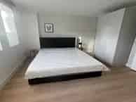 Nijmegen Loft: Moderne Keuken & Mezzanine Slaapkamer