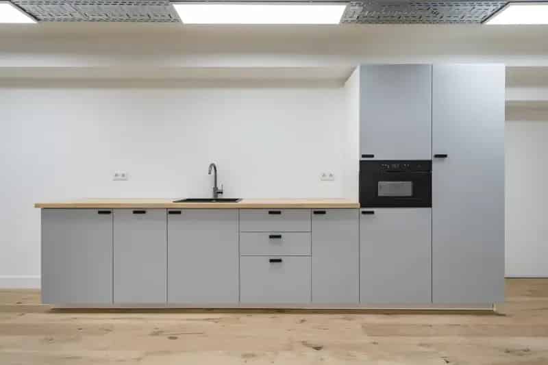 Bedrijfsruimte Amsterdam Osdorp 79m2
