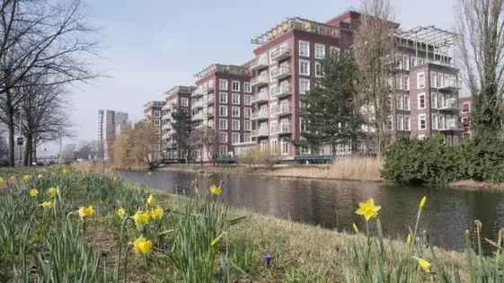 2 Kamer Appartement Amsterdam 66m² te Huur per 1 Juni