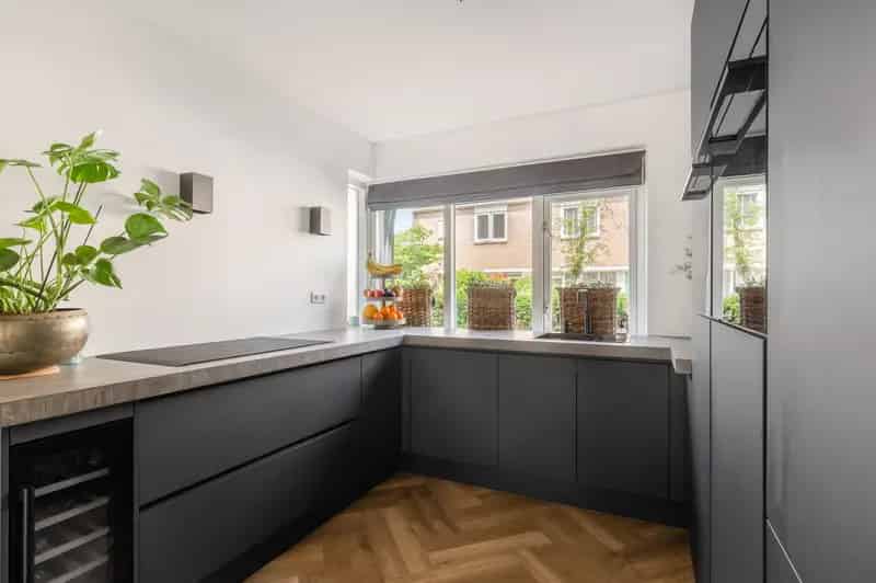 Huis te koop: Salvador Allendelaan 38 1945 EX Beverwijk 