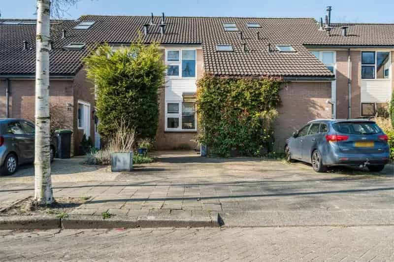 4 Slaapkamers Een gezinswoning Lisse Ruime Tuin Eigen Parkeerplaats