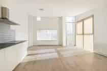 105 m2 Winkelruimte Beverwijk: Beleggingspand met Woning en Ontwikkelpotentieel