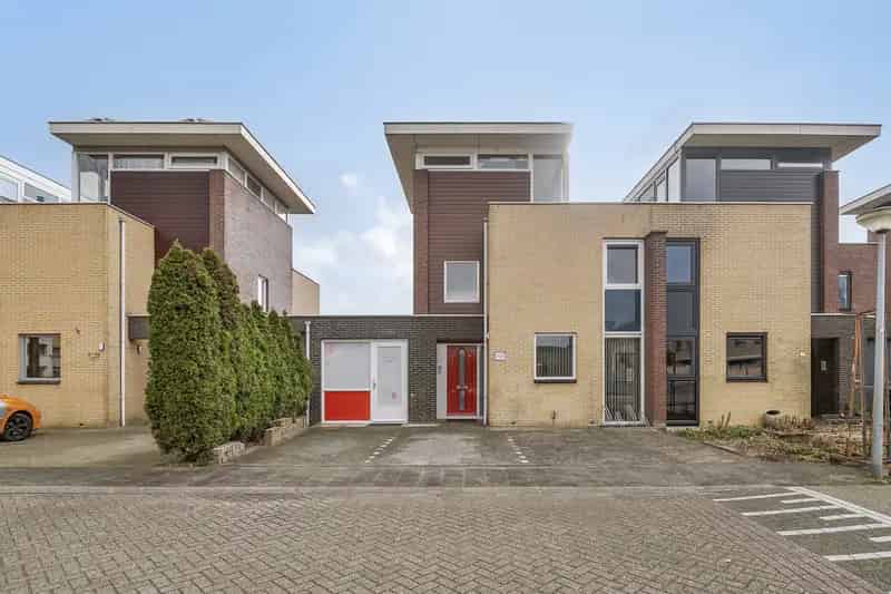 Rustig huis Almere zuidtuin recent verbouwde keuken
