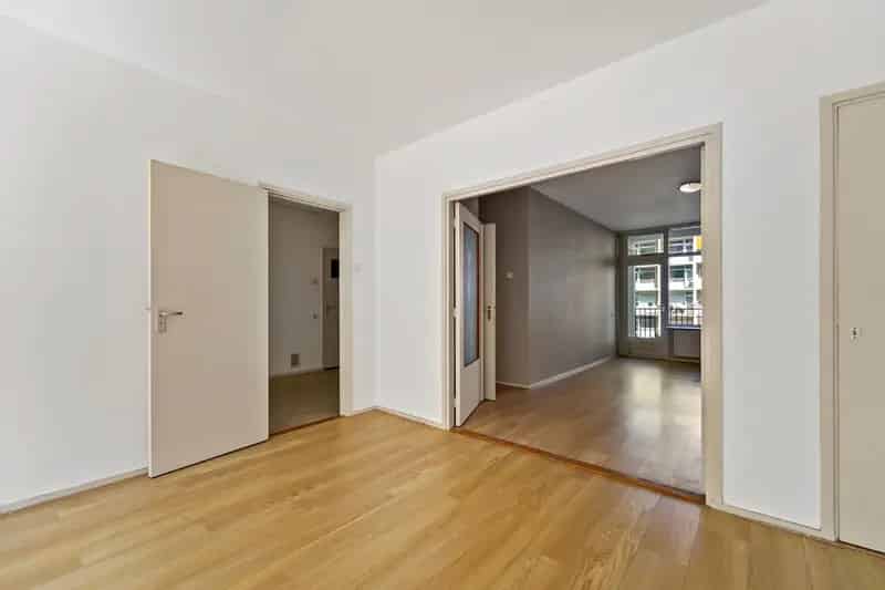 Ruim 3 Kamer Appartement Den Haag Balkon Berging Parkeerplaats