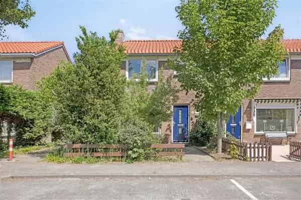 Huis Te Huur , 13, Schuurmanstraat, Beverwijk, Noord-Holland
