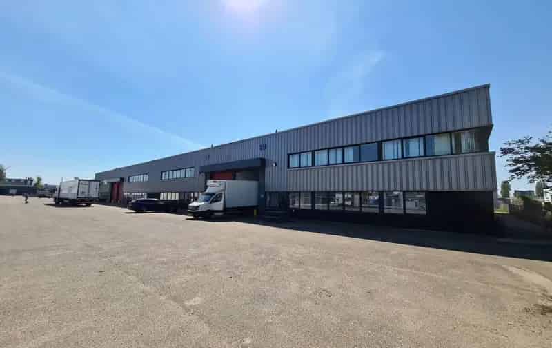 Bedrijfsunit 725m² te huur Deventer