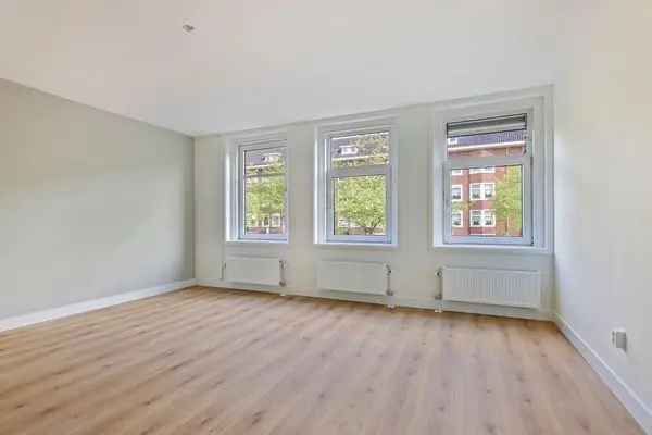 2 Kamer Appartement 100m2 De Baarsjes