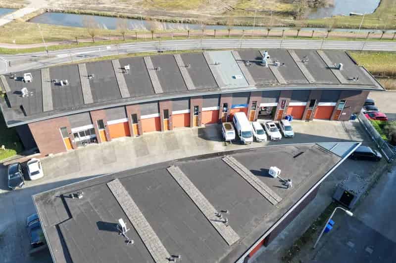 Bedrijfshal Barendrecht te huur: 120m² bedrijfs-/kantoorruimte