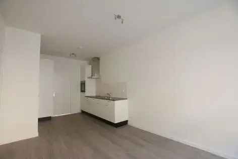 2 Kamer Appartement Rotterdam Charlois 42m2 Ruime Tuin