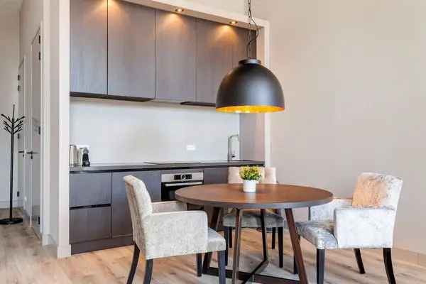 Appartement Te Huur in Rotterdam, Zuid-Holland