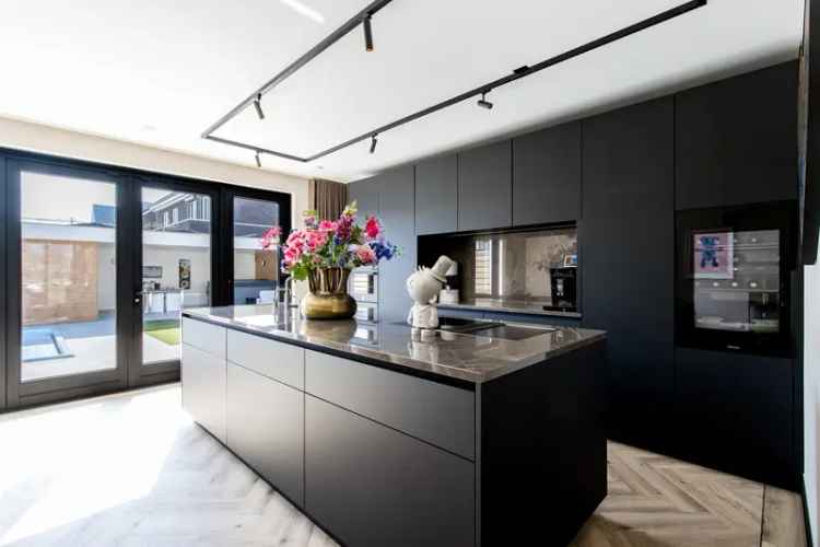 Huis te koop: P. Ligtvoetstraat 3 5321 EW Hedel 