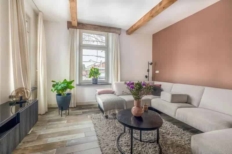 Zeer sfeervolle duurzame woning te Maasbree