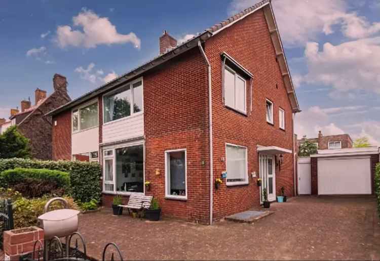 Zandvoort Familiehuis 6 slaapkamers Grote Tuin Garage Energielabel C