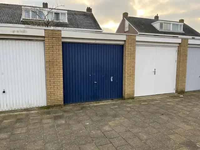 Garagebox Middelburg 14m2 Stalen Kanteldeur