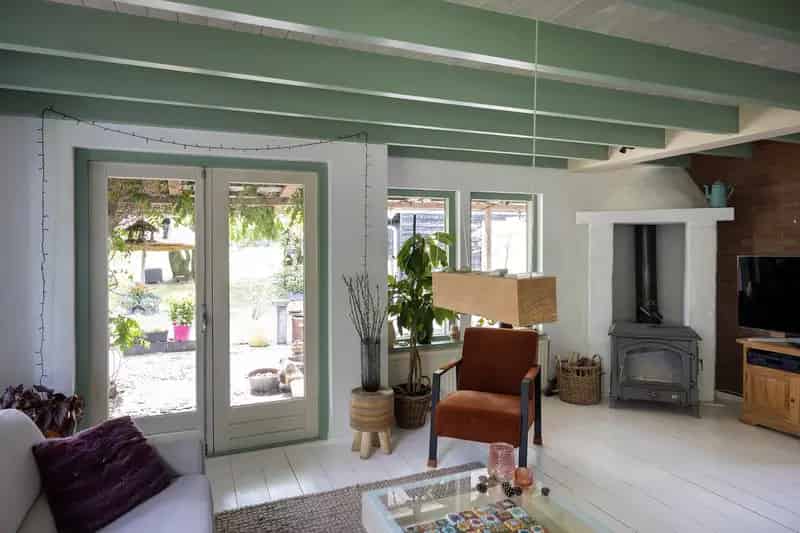 Bosrandwoning Elspeet: 15 hectare grond, bos, bijgebouwen