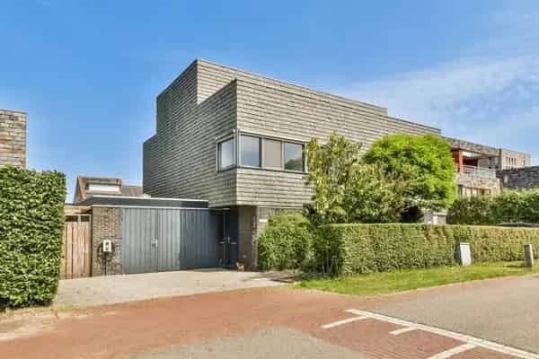 Twee Onder Een Kapwoning Hoofddorp Floriande